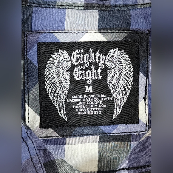 Eighty Eight brand casual button up shirt with plaid pattern Size Medium - Picture 4 of 4